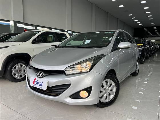 HYUNDAI HB20S 1.6 COMFORT STYLE 16V FLEX 4P MANUAL HYUNDAI HB20S 1.6 COMFORT STYLE 16V FLEX 4P MANUAL